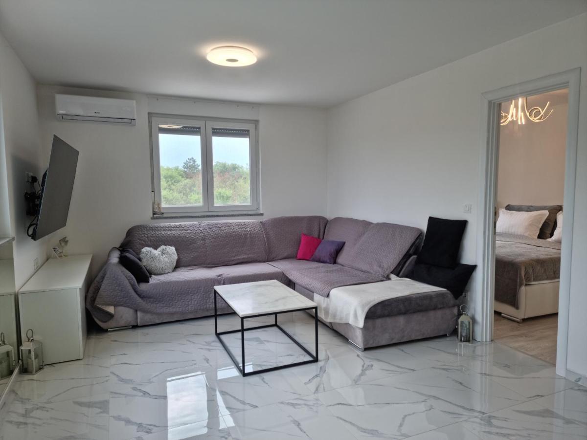 Luxury Apartment ウマグ エクステリア 写真